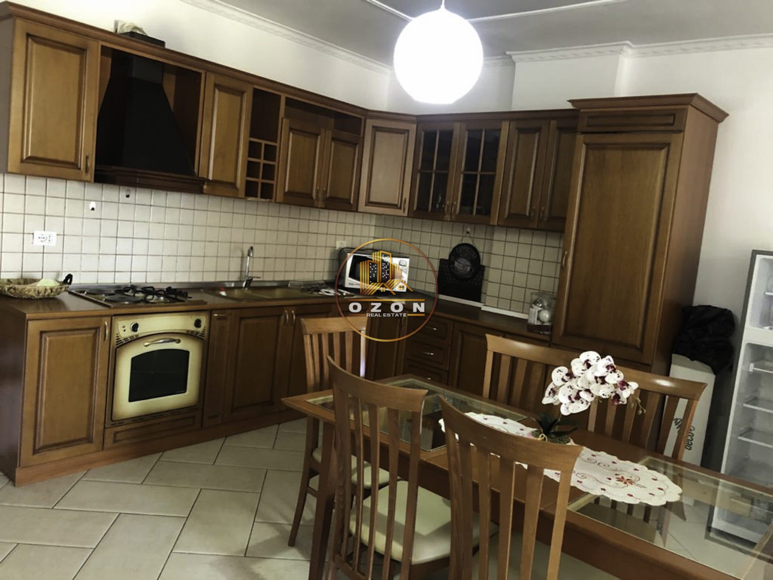 JEPET ME QERA APARTAMENT 3+1+2+3 ,RRUGA”MARKO BOCARI”!