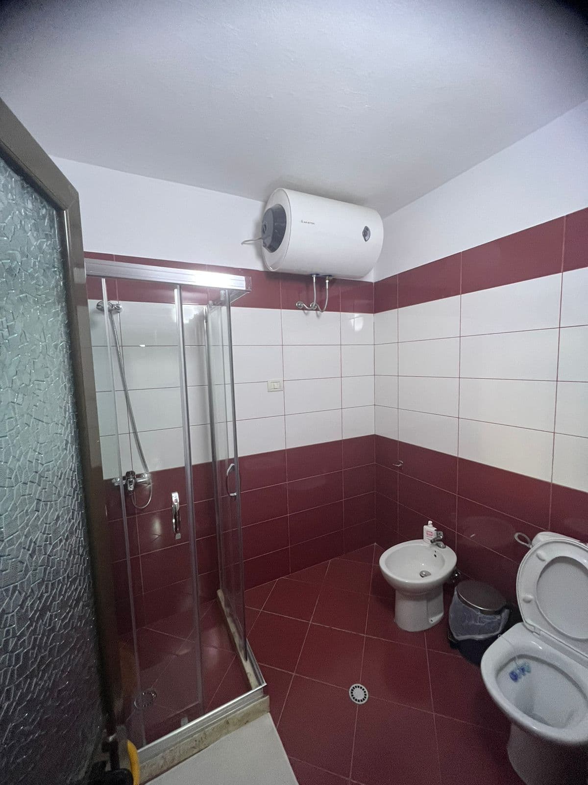 APARTAMENT 1+1 TEK SHESHI WILLSON , PËR QIRA!