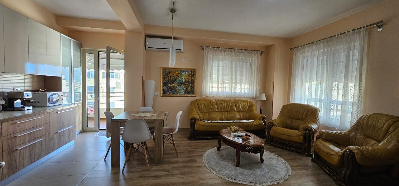 Apartament per shitje ne Myslym Shyr ! 3