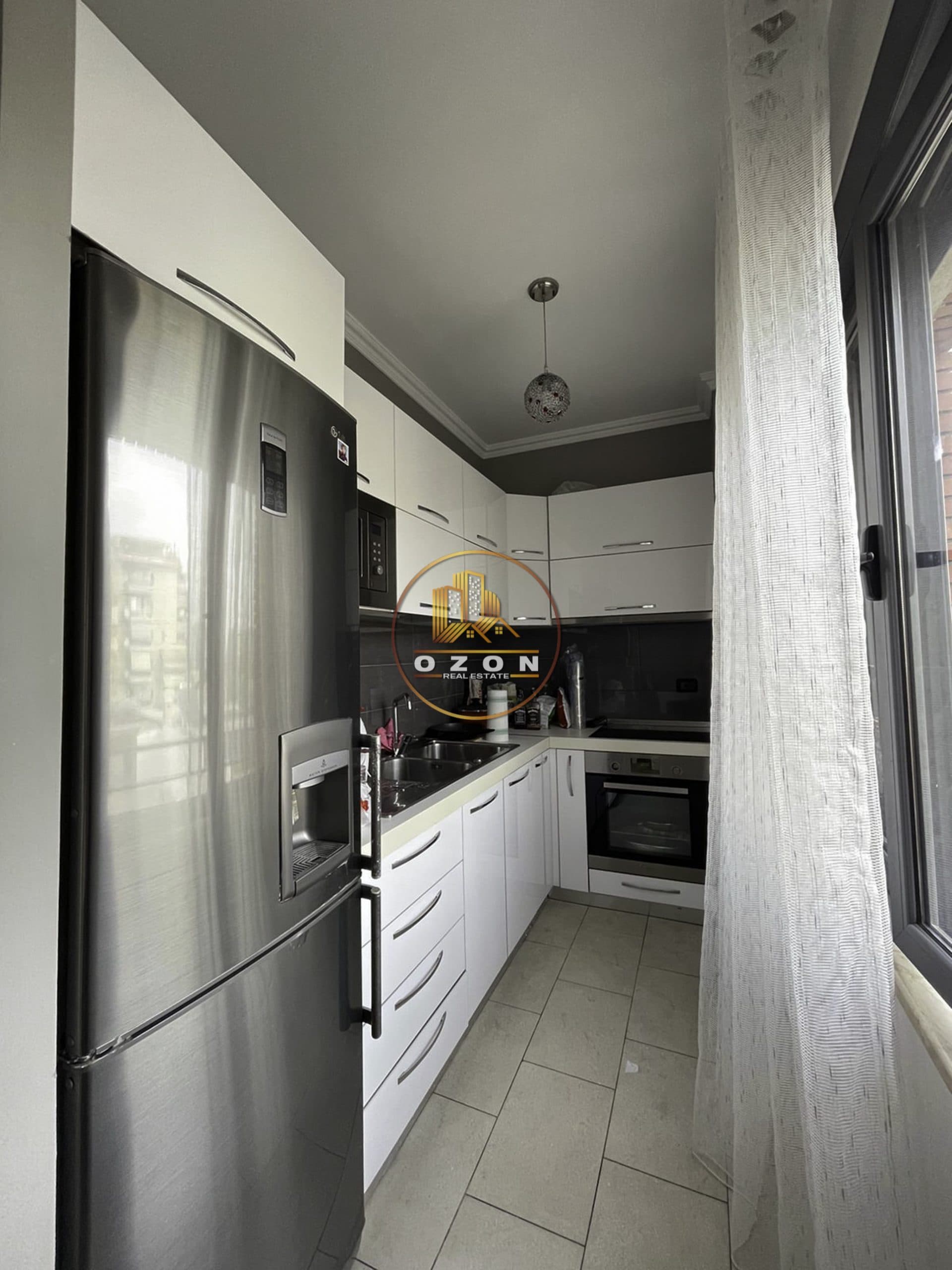 SUPER APARTAMENT 3+1+2 ME QERA NE BLLOK !