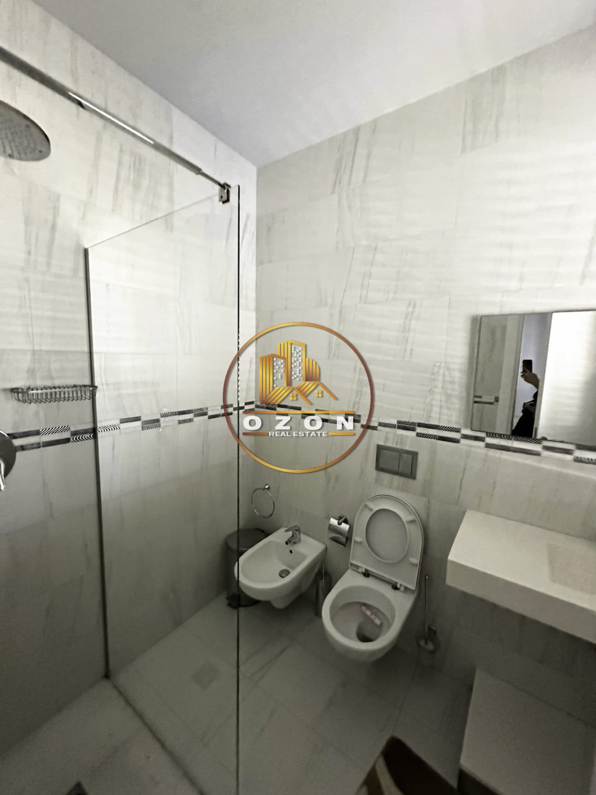JEPET ME QIRA SUPER APARTAMENT I INVESTUAR 2+1, TEK KOPSHTI ZOOLOGJIK!