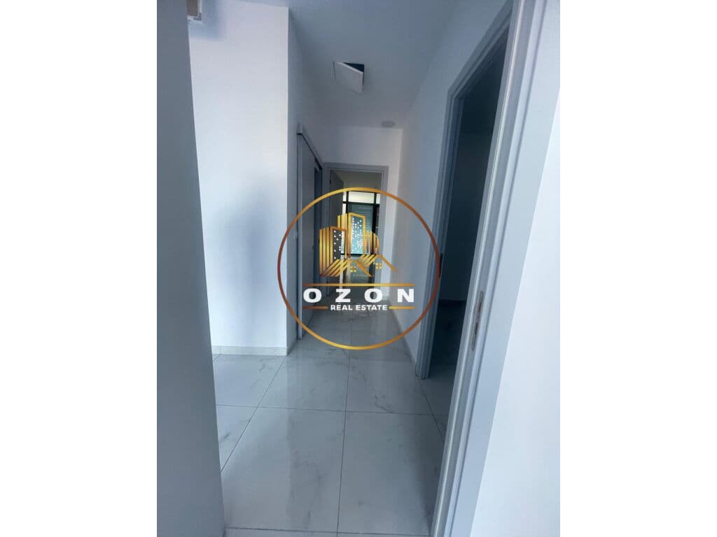 Ambjent Biznesi Me Qira Tek Rruga e Dibrës Në Afërsi Të Vilës Gold! 4