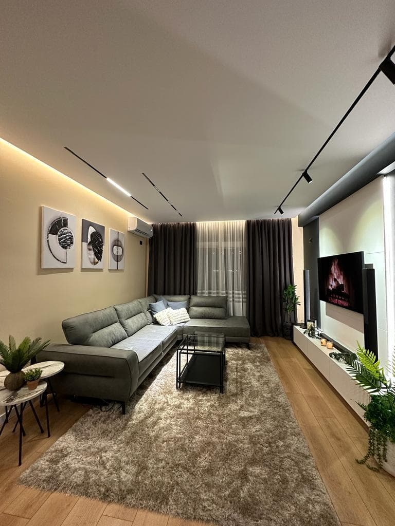 Apartament 1+1 për Qira – Kompleksi Kika 1, Komuna e Parisit! 3
