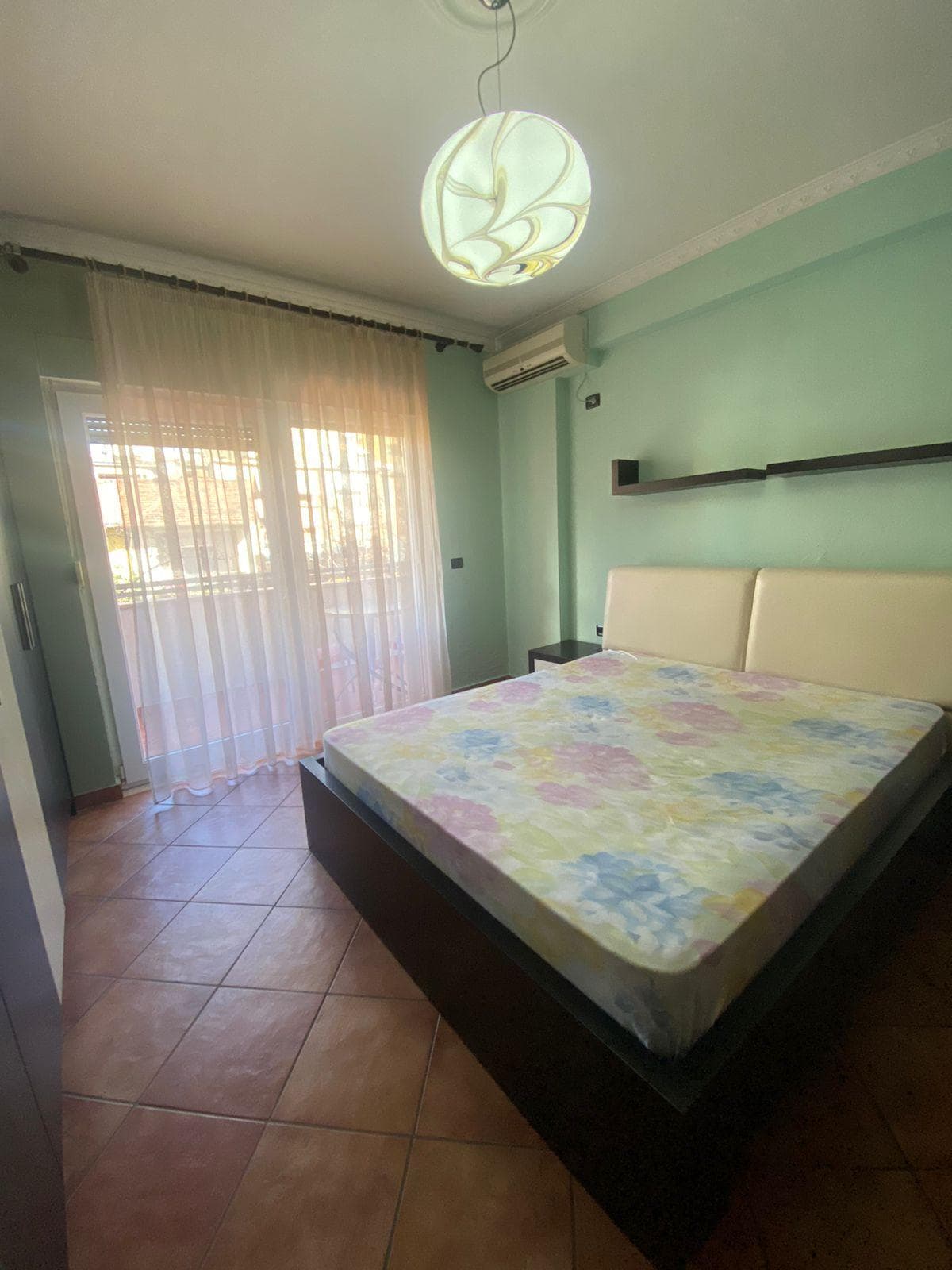 Apartament 2+1 me Qira tek Rruga Zef Jubani! 4