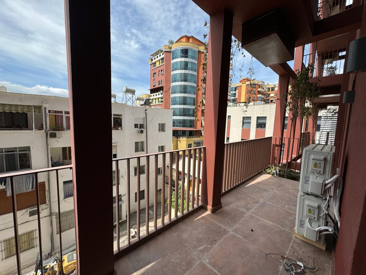Apartament 1+1 për Qira tek Tirana Garden Building! 4