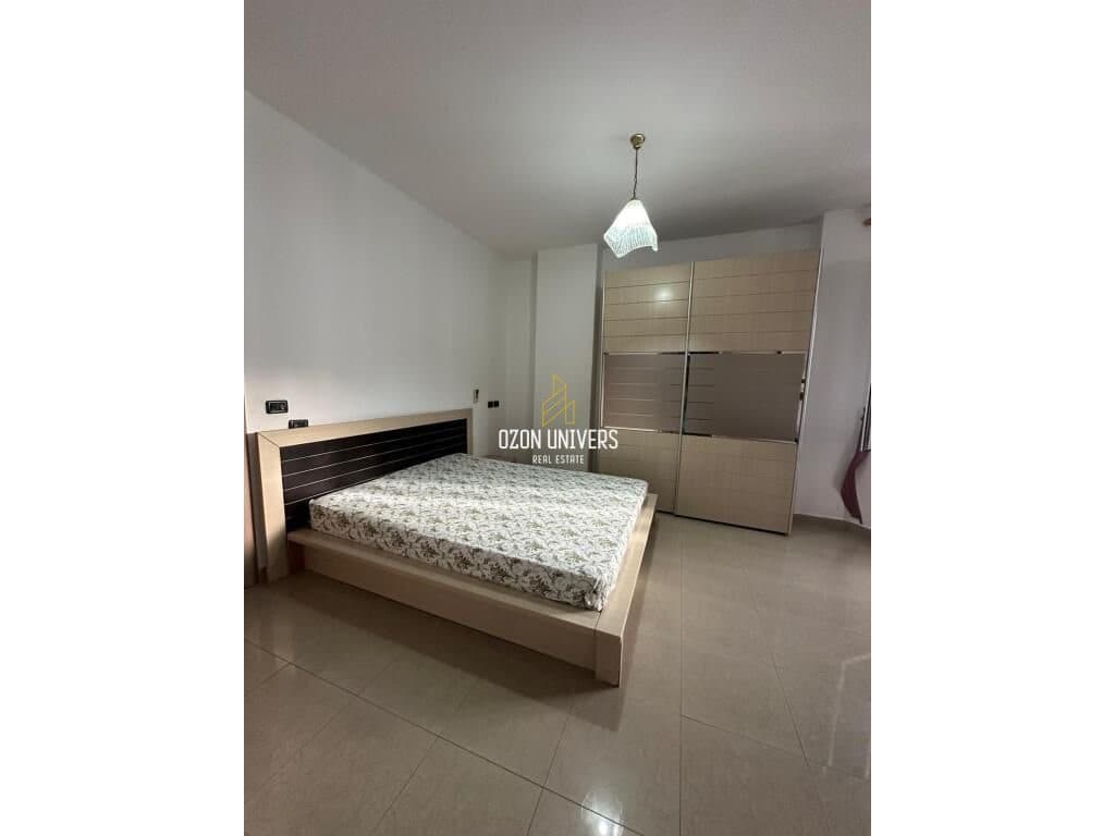 Apartament 3+1+2 për shitje, në Yzberisht tek Pallatet Çabej! 2