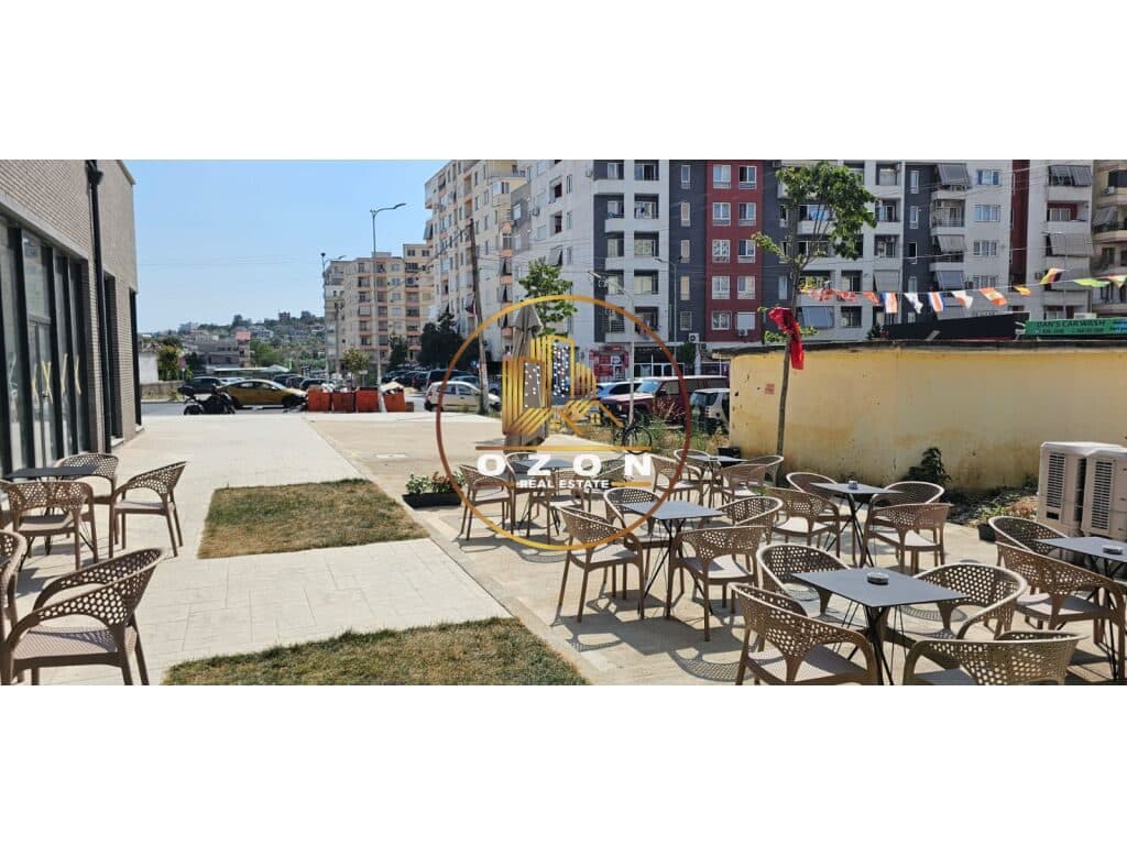 Biznes për Shitje (Bar-Kafe + Bilardo) pranë Vilës L, Astir! 2