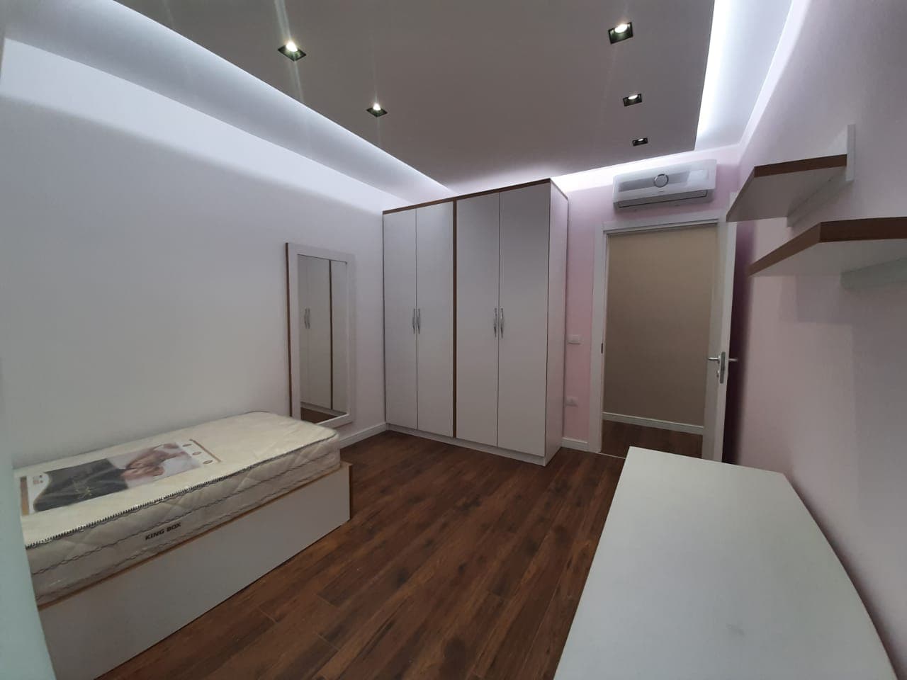 JEPET ME QERA APARTAMENT 3+1+2 ,TEK FIORI DI BOSCO !!!