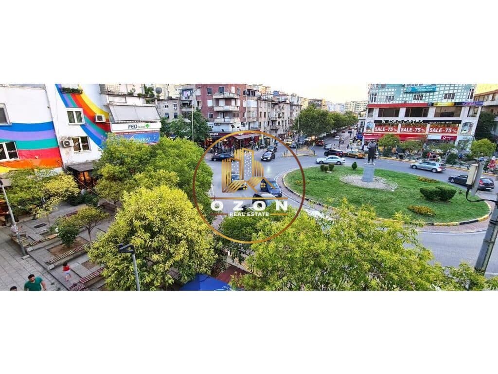Bar-Restaurant Modern Për Qera, Buzë Rrugës Kryesore, Tek Sheshi Willson!