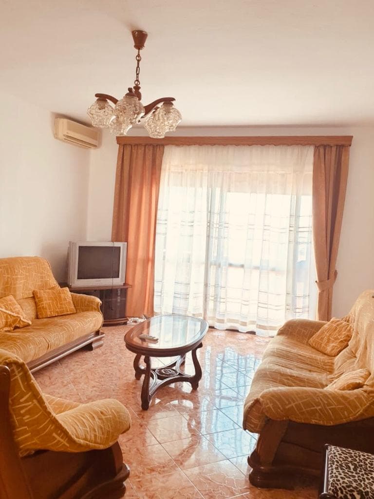 Jepet me qira apartament 2+1 ,Rruga Irfan Tomini 2