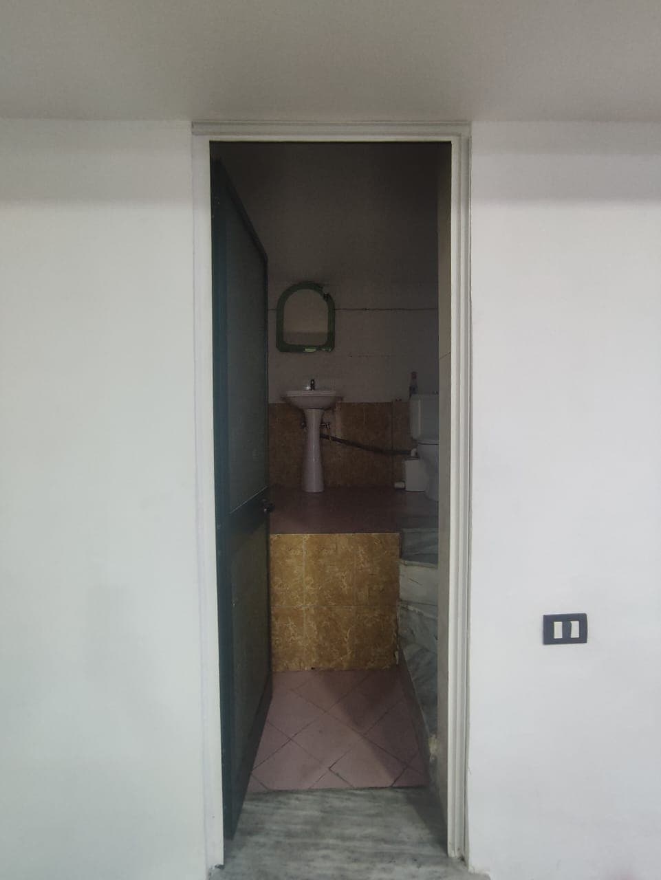 Jepet me Qira Ambient Biznesi tek Ish Ekpozita! 3