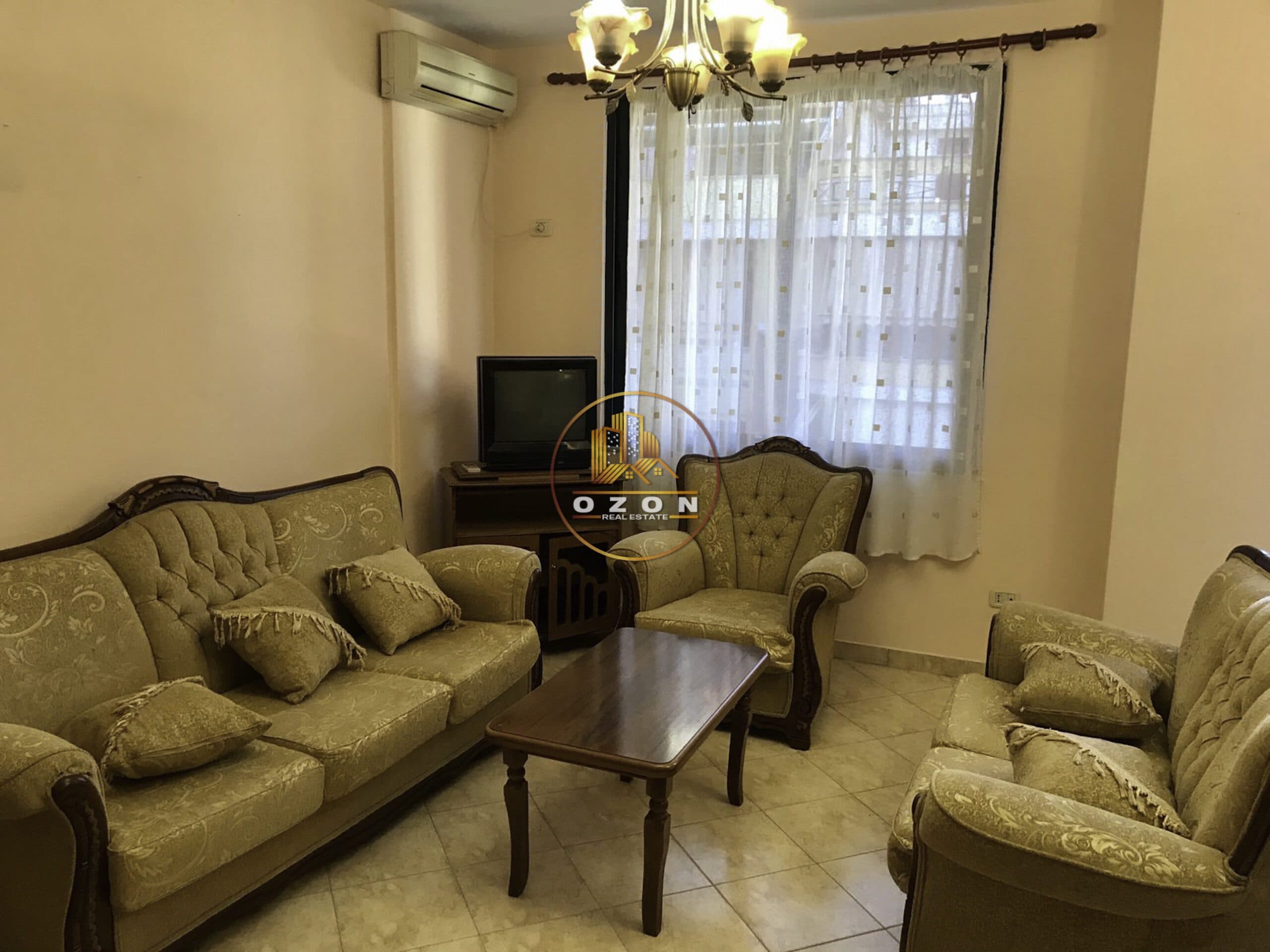 APARTAMENT 1+1 ME QERA , I MOBILUAR TEK 21 DHJETORI !