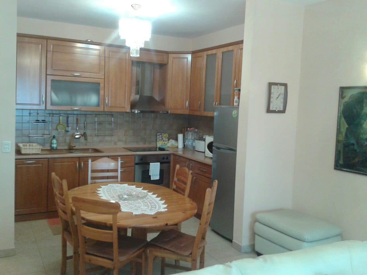Apartament per Qira 2+1+2, Bulevardi Deshmoret e Kombit Tirane! 2