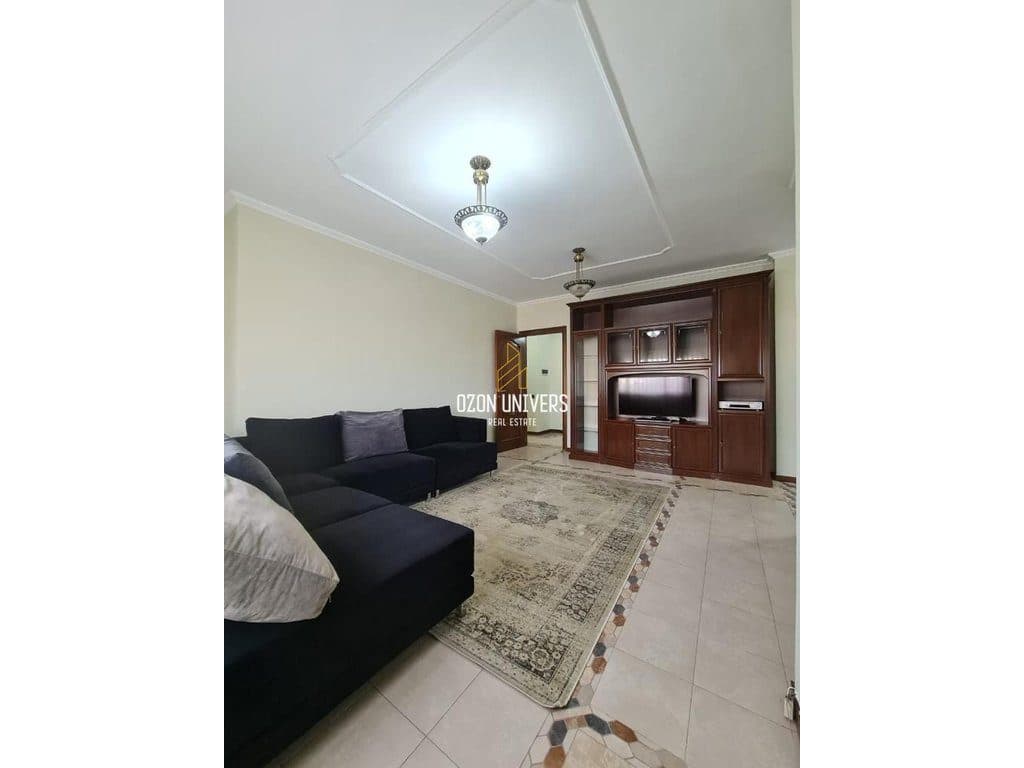 Apartament 3+1 për shitje tek Bulevardi Zogu I Parë!