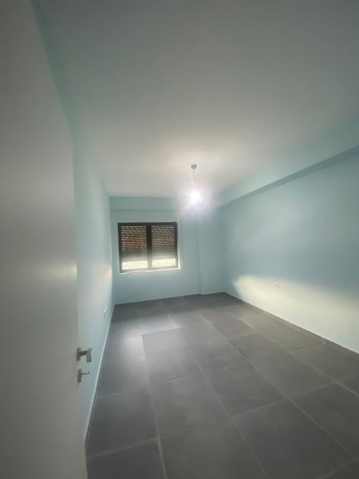 JEPET ME QIRA APARTAMENT 2+1+2, NE FAZE MOBILIMI, ZGJATIMI I KODRA E DIELLIT 1!!! 2