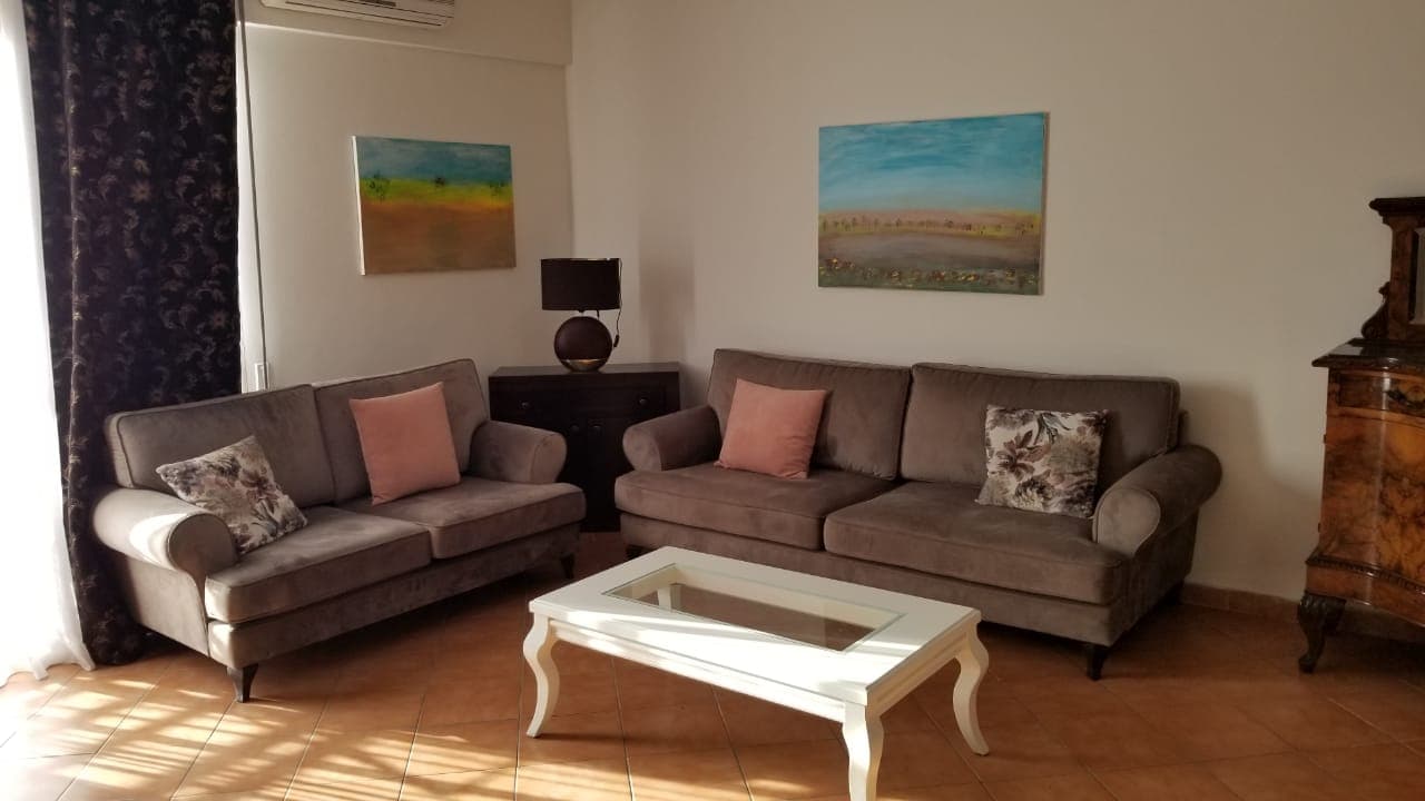 Super apartament 2+1 per qira . Adresa: Rruga e Kavajes.