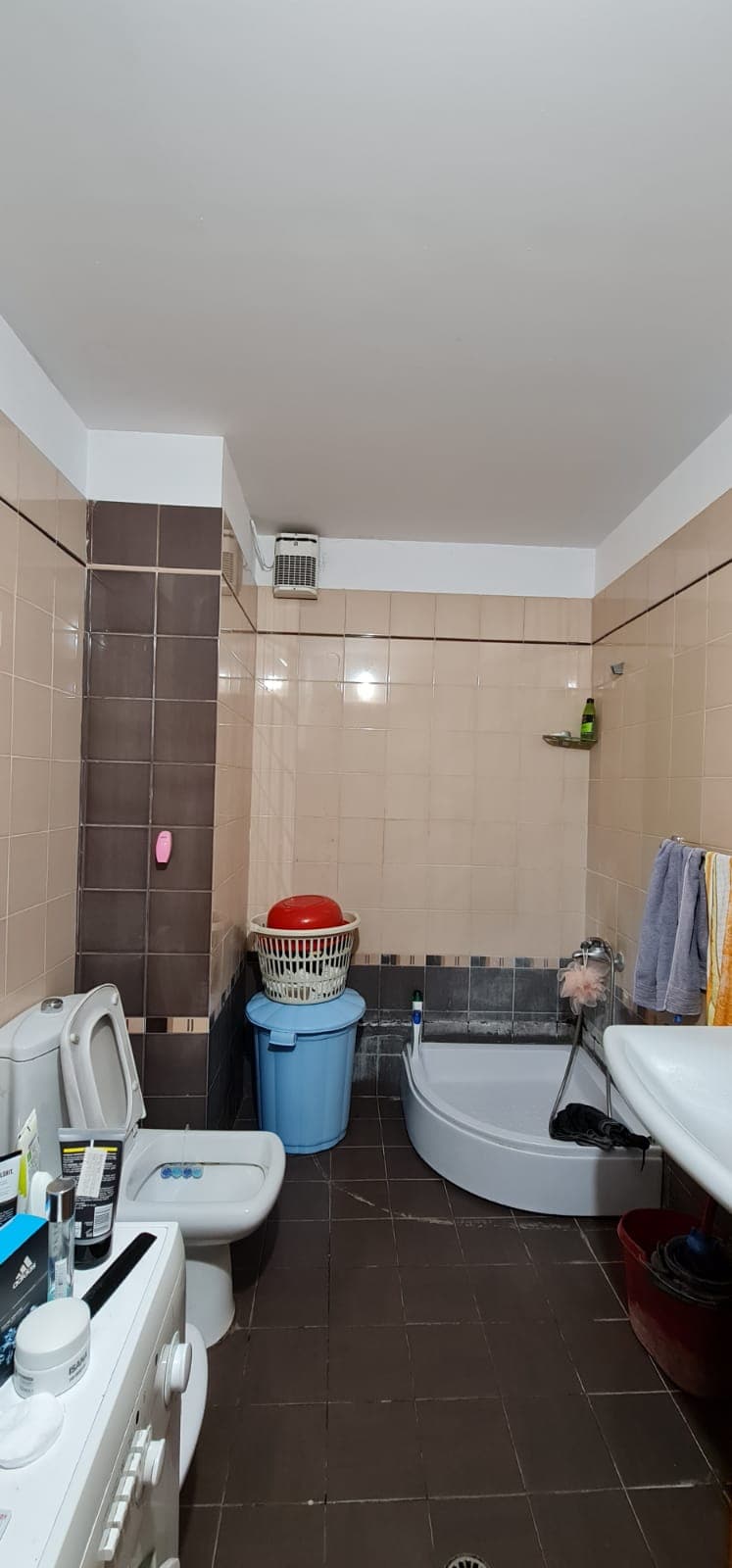 APARTAMENT 2+1+2 ME QERA TEK KOMUNA E PARISIT !