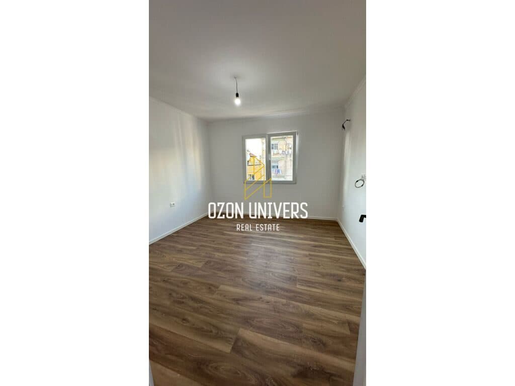 Shitet Apartament 2+1 tek Ish Parku, Rruga e Kavajës! 3