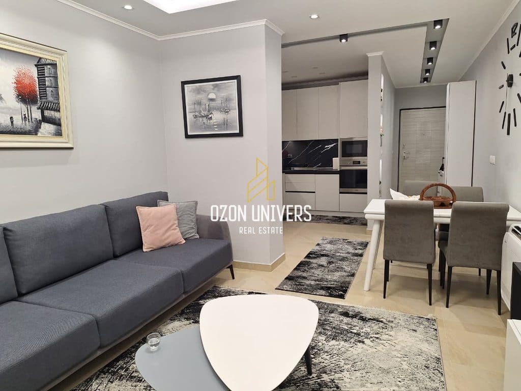 Apartament 2+1 për shitje tek Kopshti Botanik, pranë Xhamisë! 2