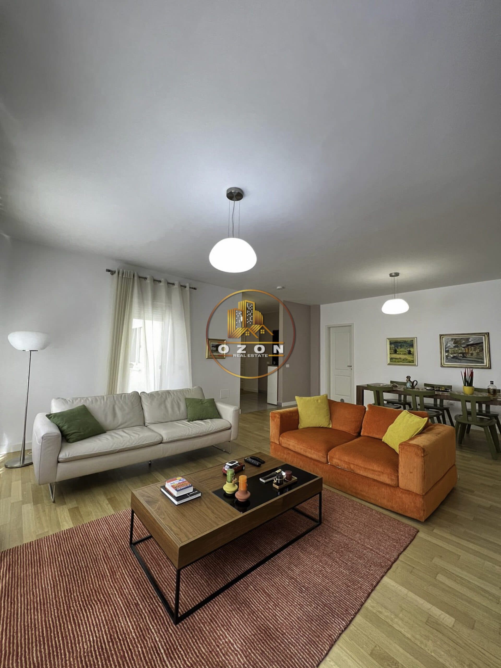 SHITET/QERA APARTAMENT 3+1+3 NE REZIDENCE PRANE TEG !