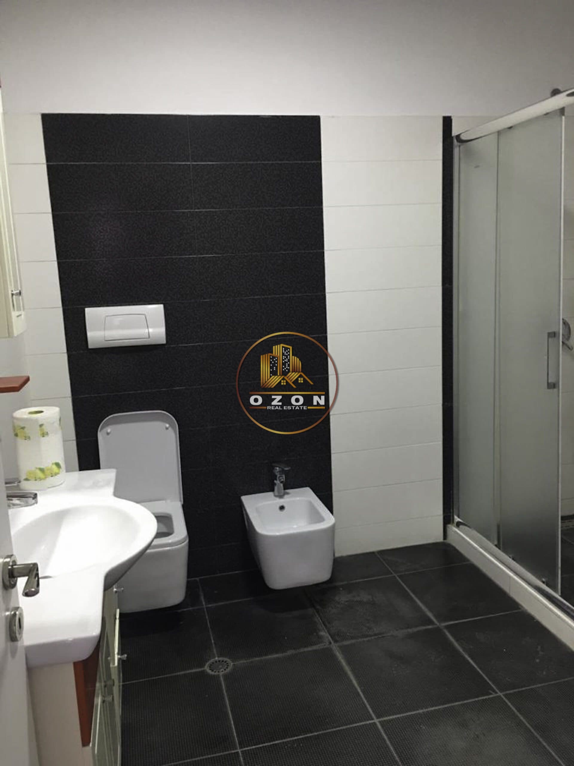 APARTAMENT 2+1+2 ME QERA , ASTIRI !
