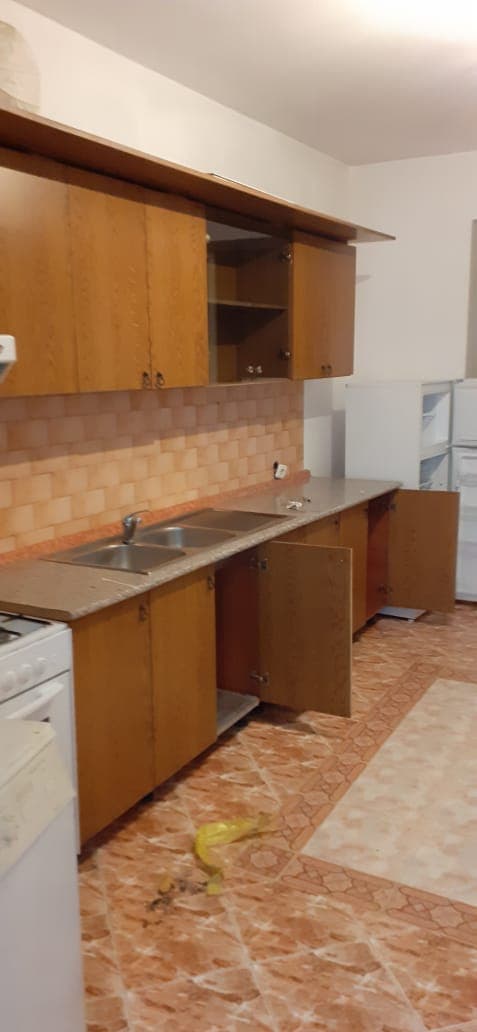 Apartament 1+1 per qera prane Shkolles Petro Nini Luarasi 4