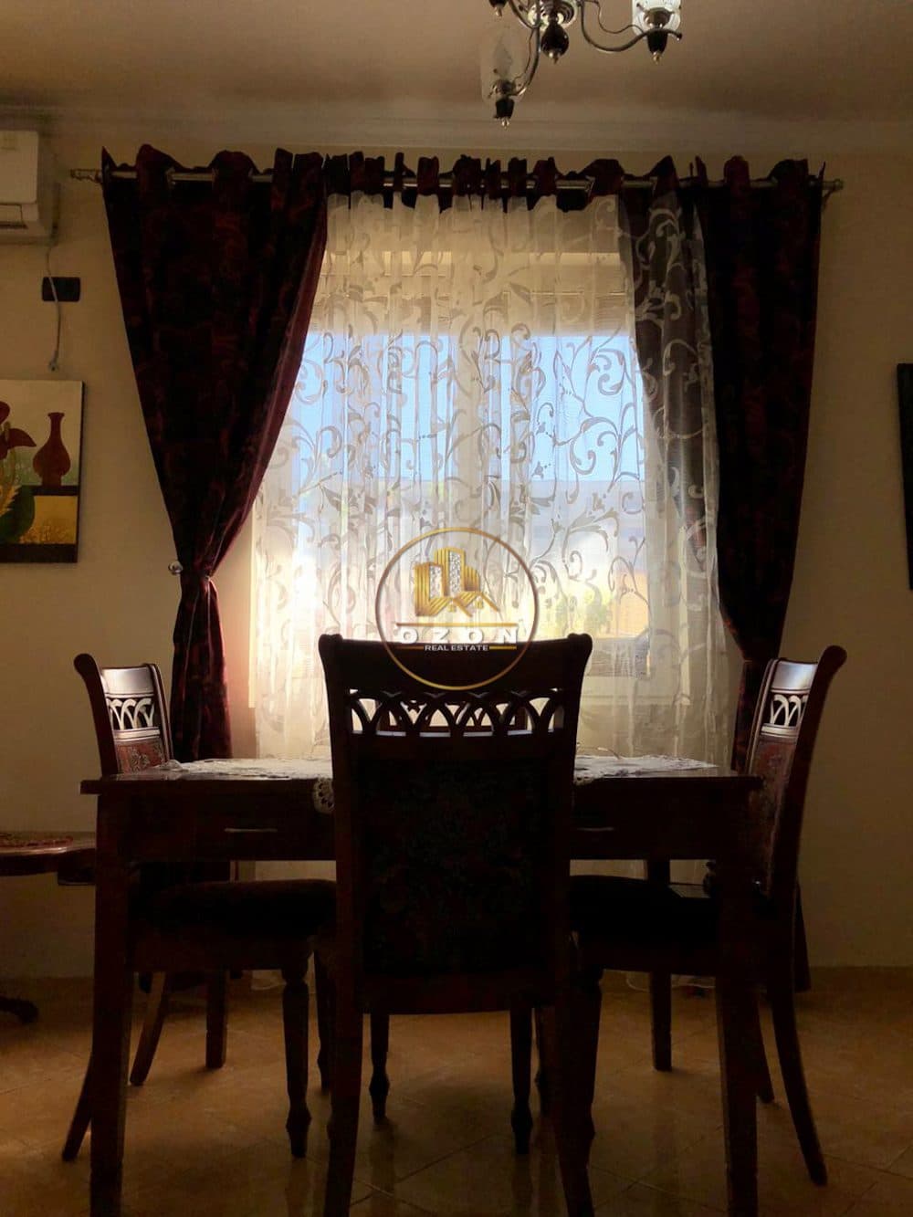 Super apartament ne shitje , 2+1 me hipoteke . Adresa : Don Bosko.