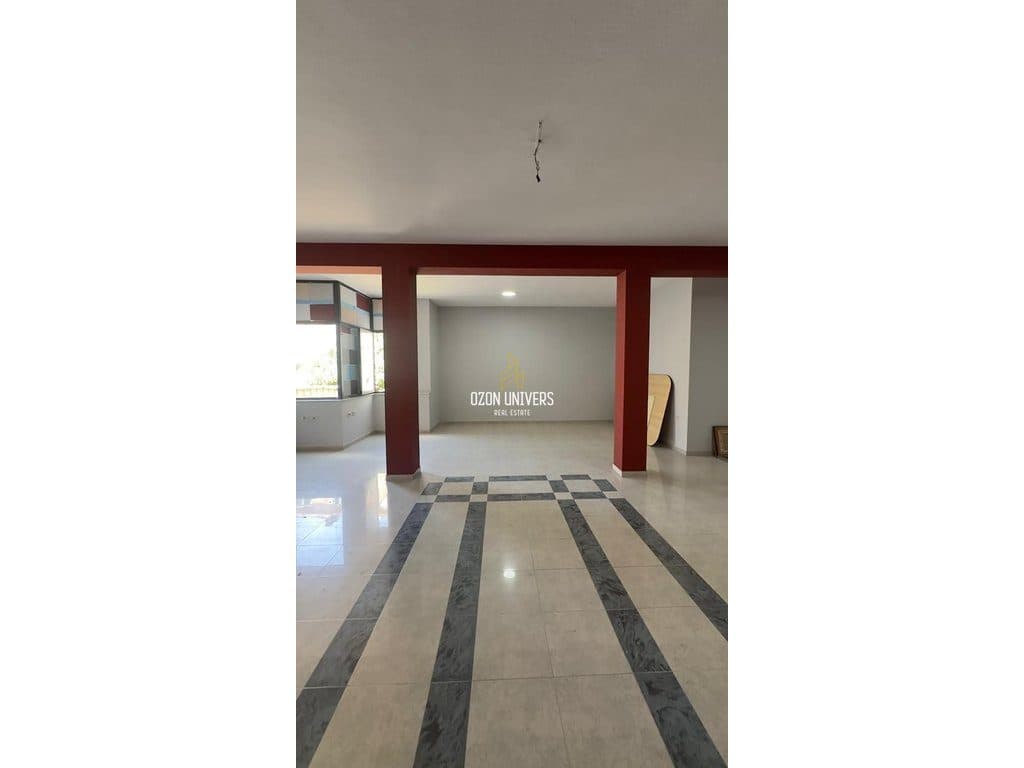 Ambient biznesi për qira tek Rruga e Kavajës, Qendër! 3