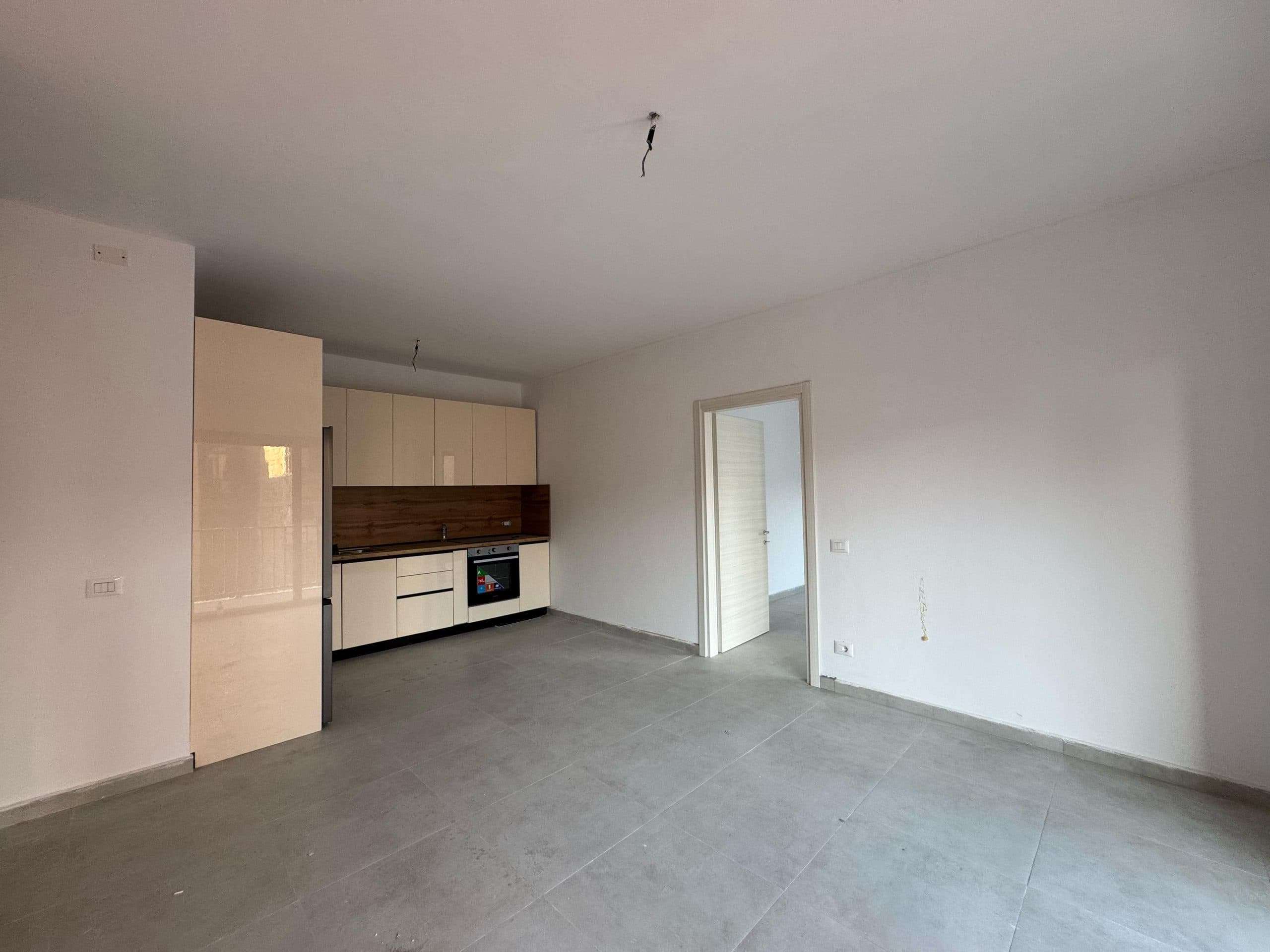 Apartament 2+1 për Qira në Myslym Shyr! 2