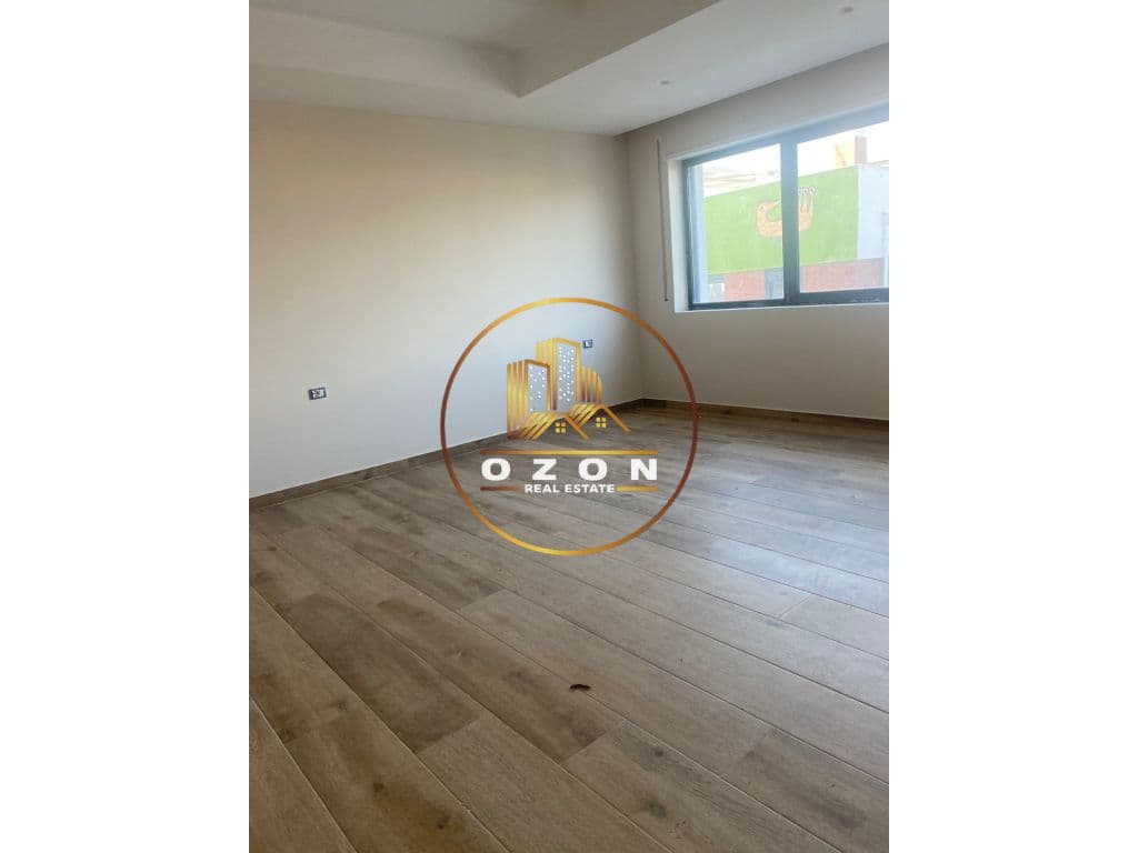 JEPET ME QIRA DUPLEX 3+1+3+VERANDE+2 POSTE PARKIME, TEK ZGJATIMI I KODRES SE DIELLIT 1!