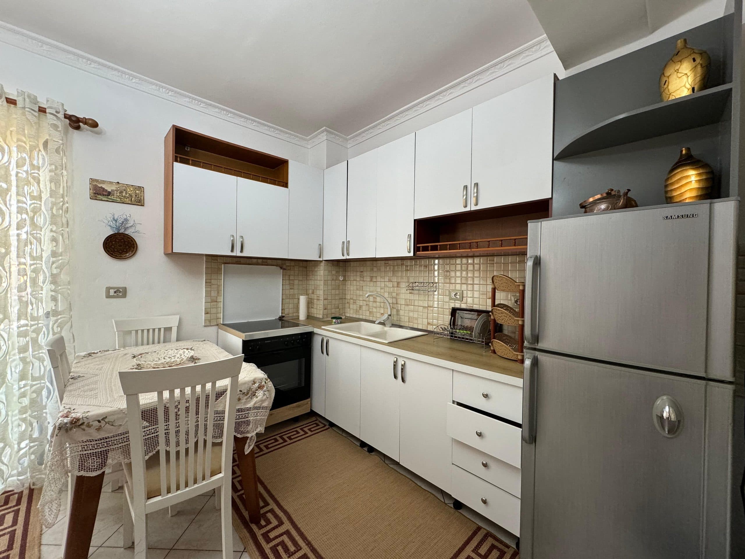 Apartament Me Qira 1+1 Në Astir! 4