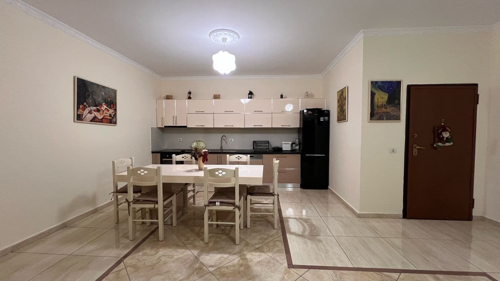 Apartament per Shitje 3+1+2, Te Kodra e Diellit Tirane! 2