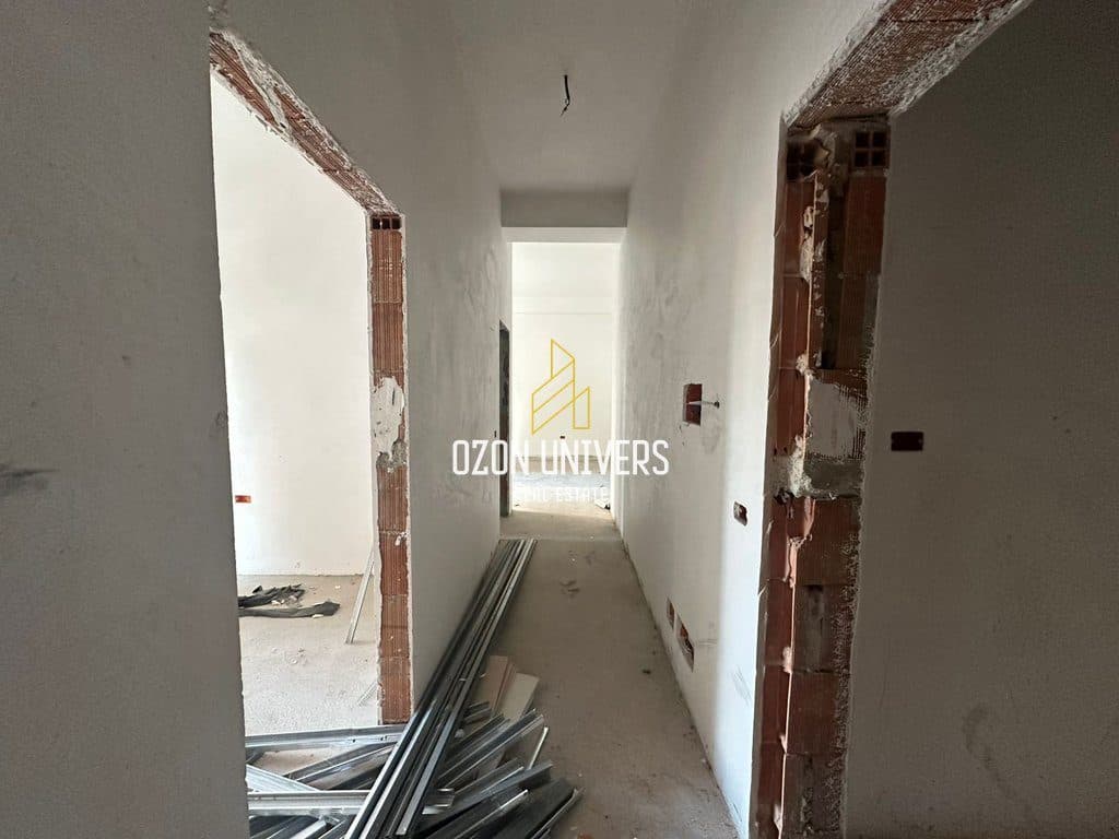 Apartament 2+1+2 për shitje, tek Ish Fusha e Aviacionit! 3