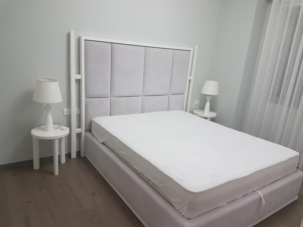 Jepet me qera apartament 2+1+2 tek Kompleksi Delijorgji , Rruga e Kavajës! 4