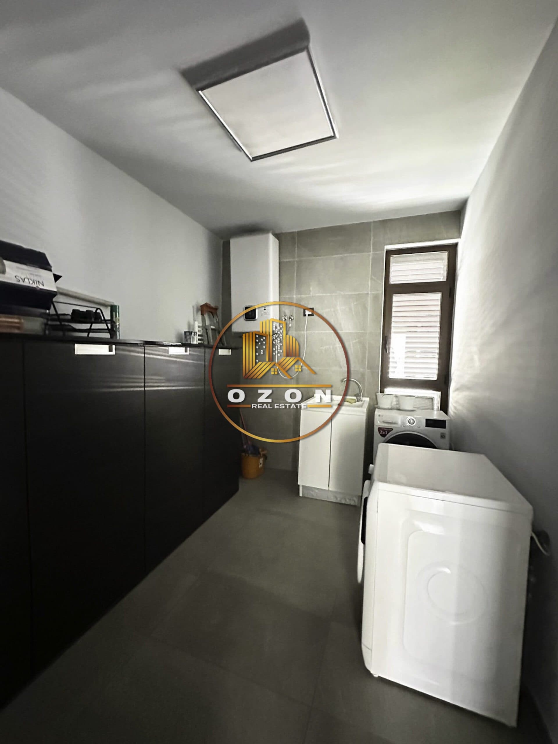 JEPET ME QIRA SUPER APARTAMENT I INVESTUAR 2+1, TEK KOPSHTI ZOOLOGJIK!