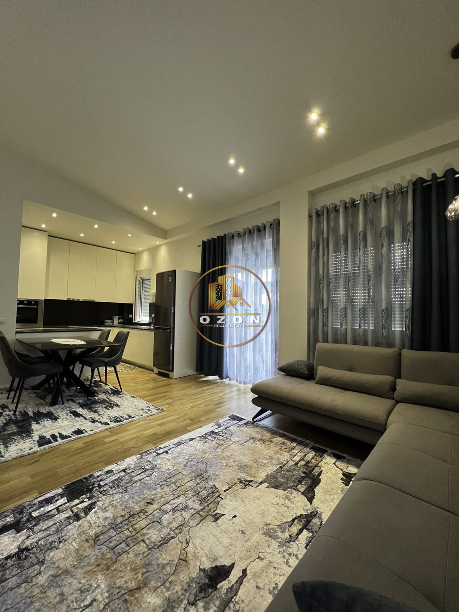 JEPET ME QERA SUPER APARTAMENT 2+1+2+1POST PARKIMI PRANE TEG ! 2
