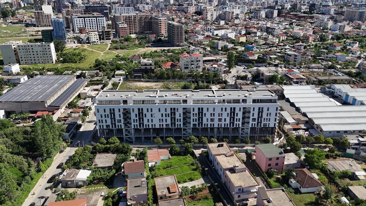 Shitet Apartament 2+1,tek Rezidenca Ish-Uzina Dinamo e Re! 1