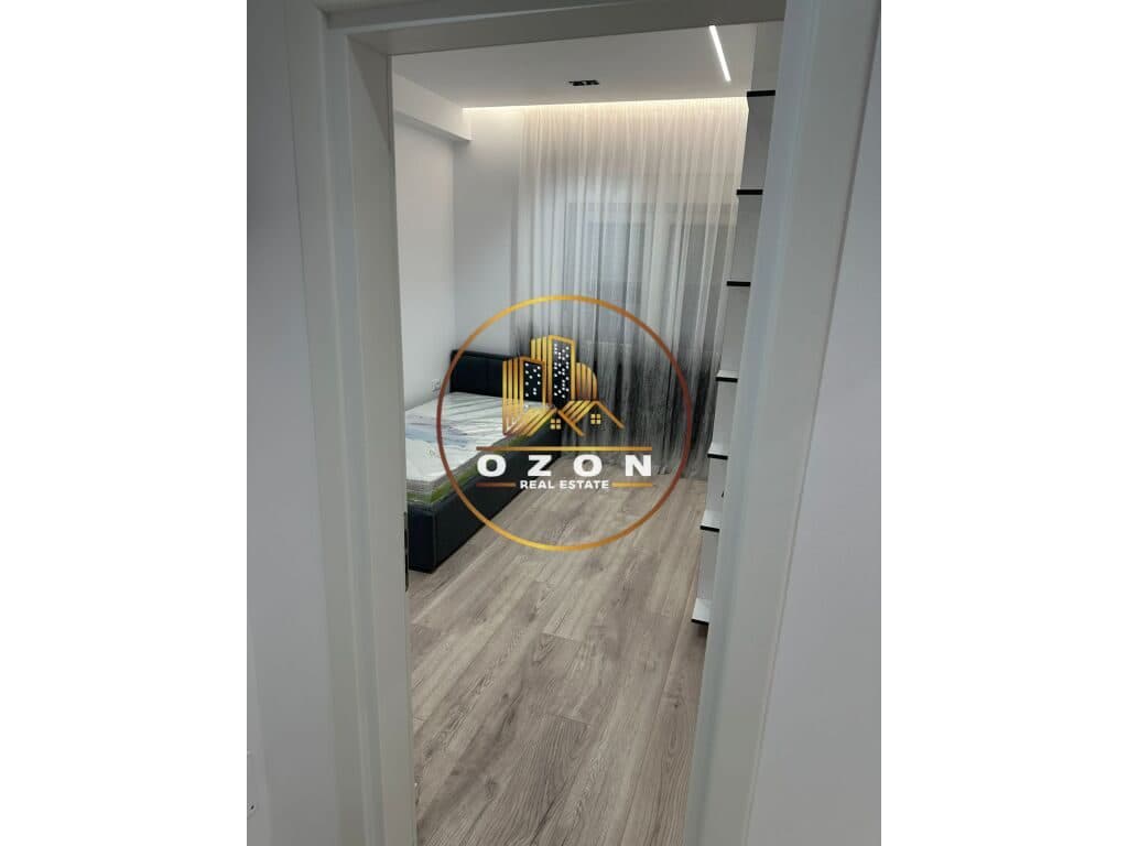 Apartament 2+1 për Qira në Bllok pranë Vesa Center!! 3