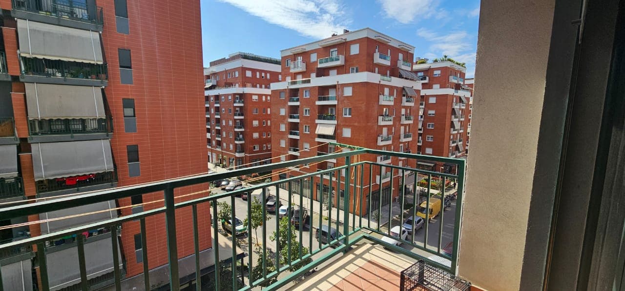 Apartament 3+1 Për Qira tek Green City Residence
