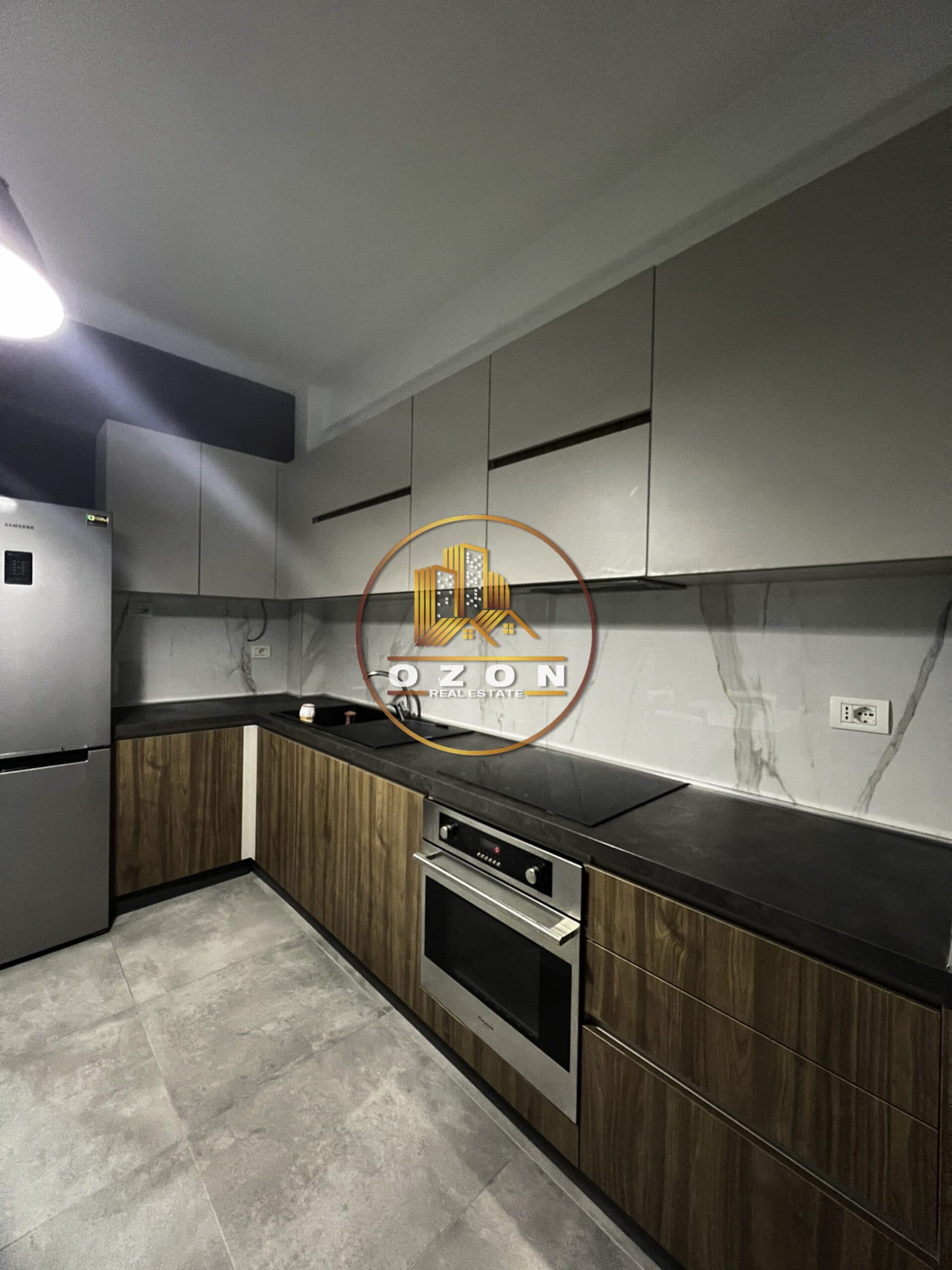 Shitet dhe Jepet me Qira Apartament 2+1+2 tek “KOMPLEKSI GREEN CITY”