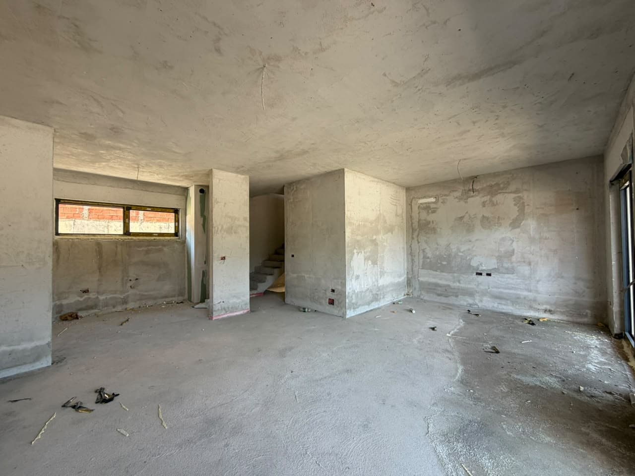 Vilë me pishinë për shitje tek Swan Lake Residence, Liqeni i Farkës! 2