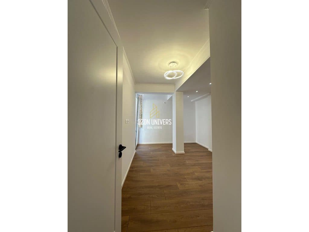 Apartament 2+1 në shitje tek Rruga Kongresi i Manastirit 2