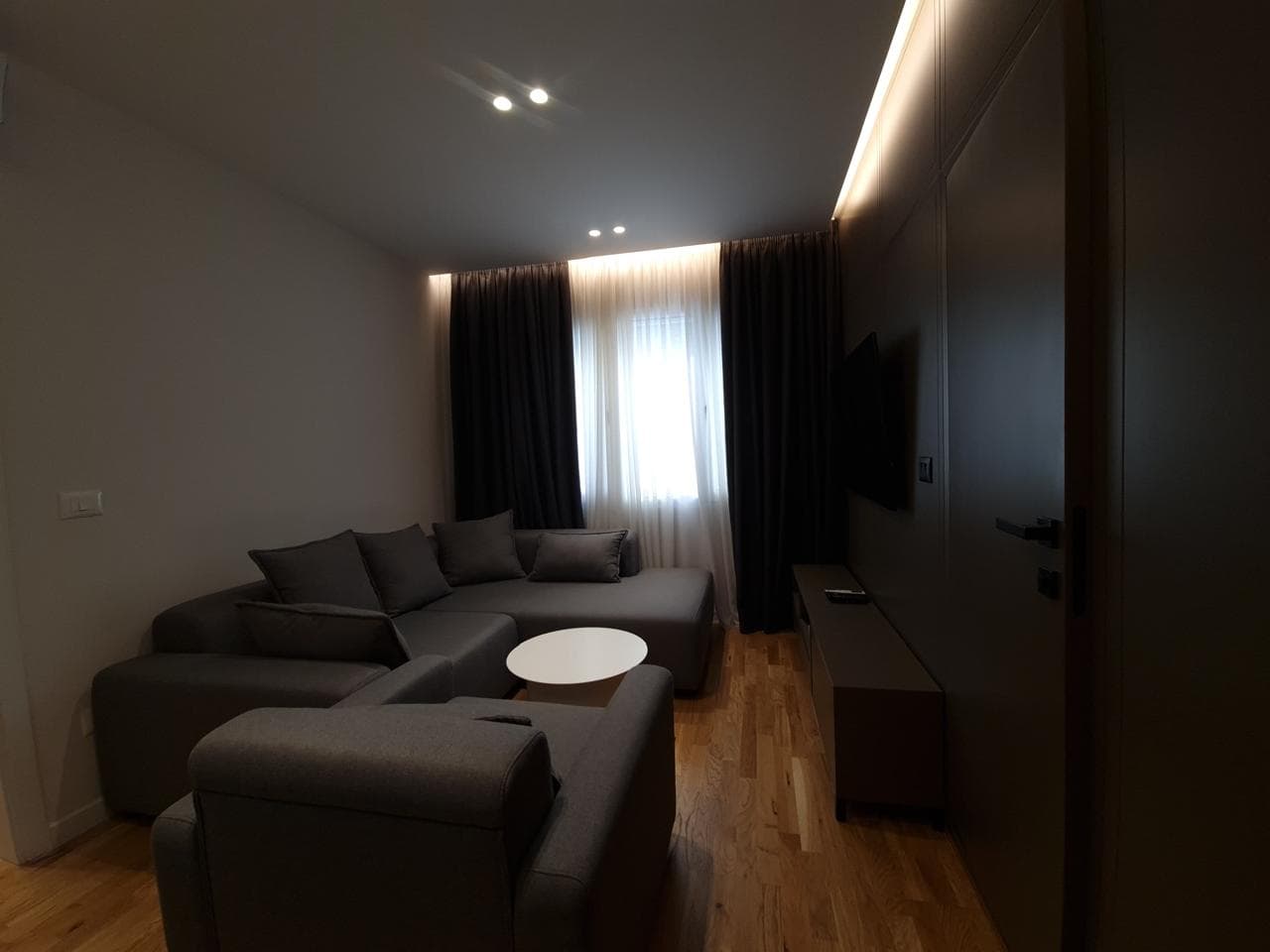 Apartament 1+1 me Qira tek Rruga e Kavajës! 2