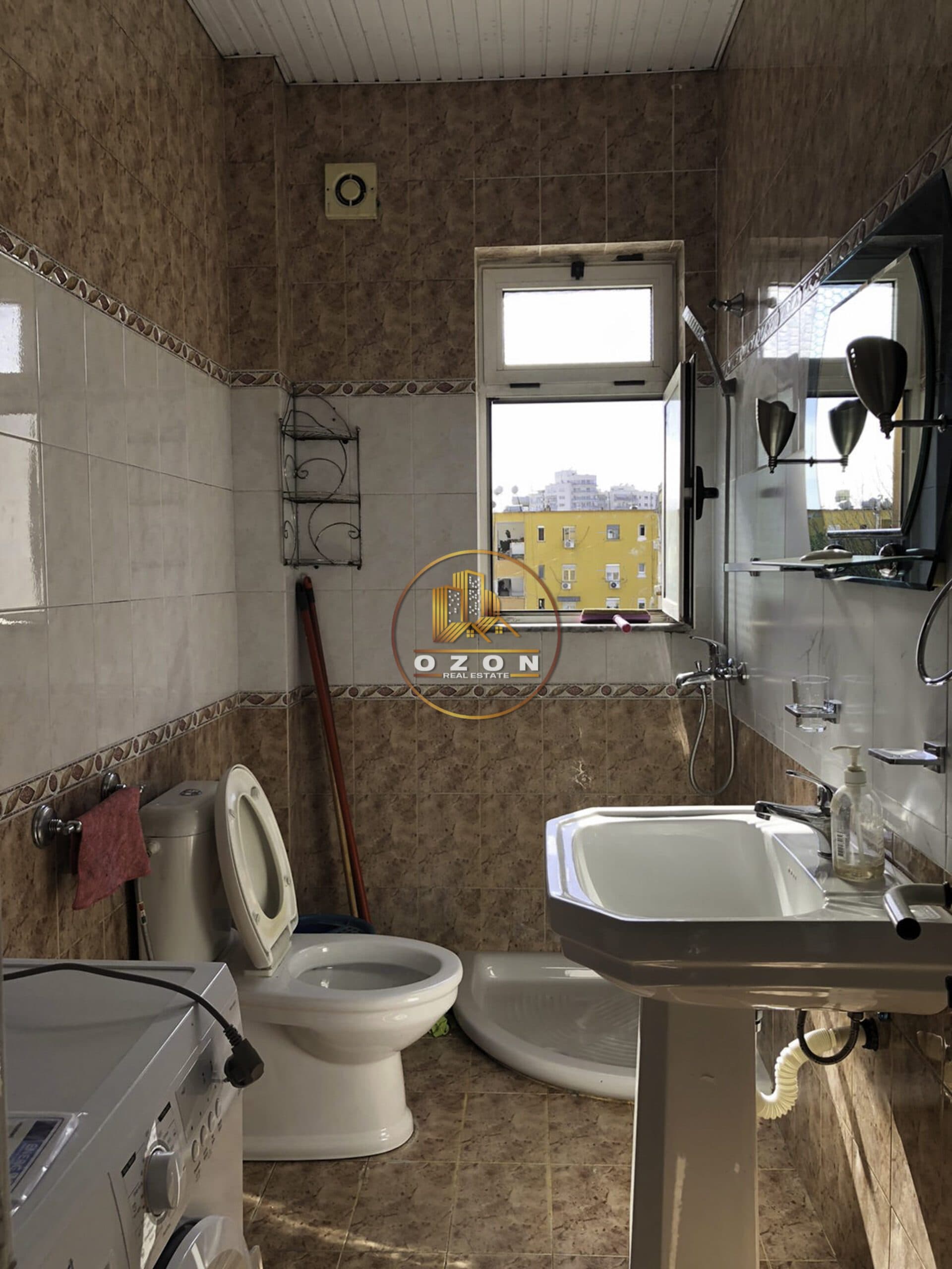 JEPET ME QERA APARTAMENT 1+1 TEK MINE PEZA !