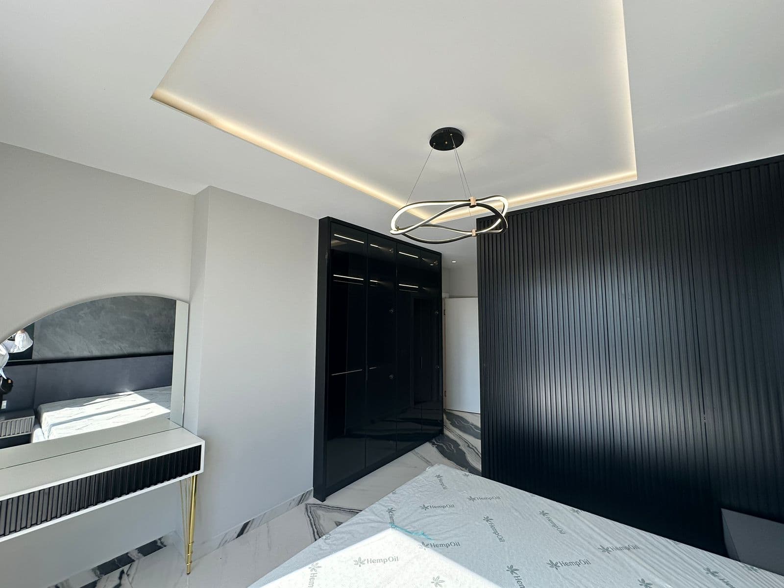JEPET APARTAMENT LUKSOZ ME QIRA TEK GARDEN RESIDENCE TURDIU, I PA BANUAR ME PARE! 4