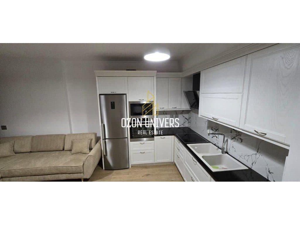 Apartament 1+1 për qira në Komunën e Parisit, pranë Lulishtes. 2