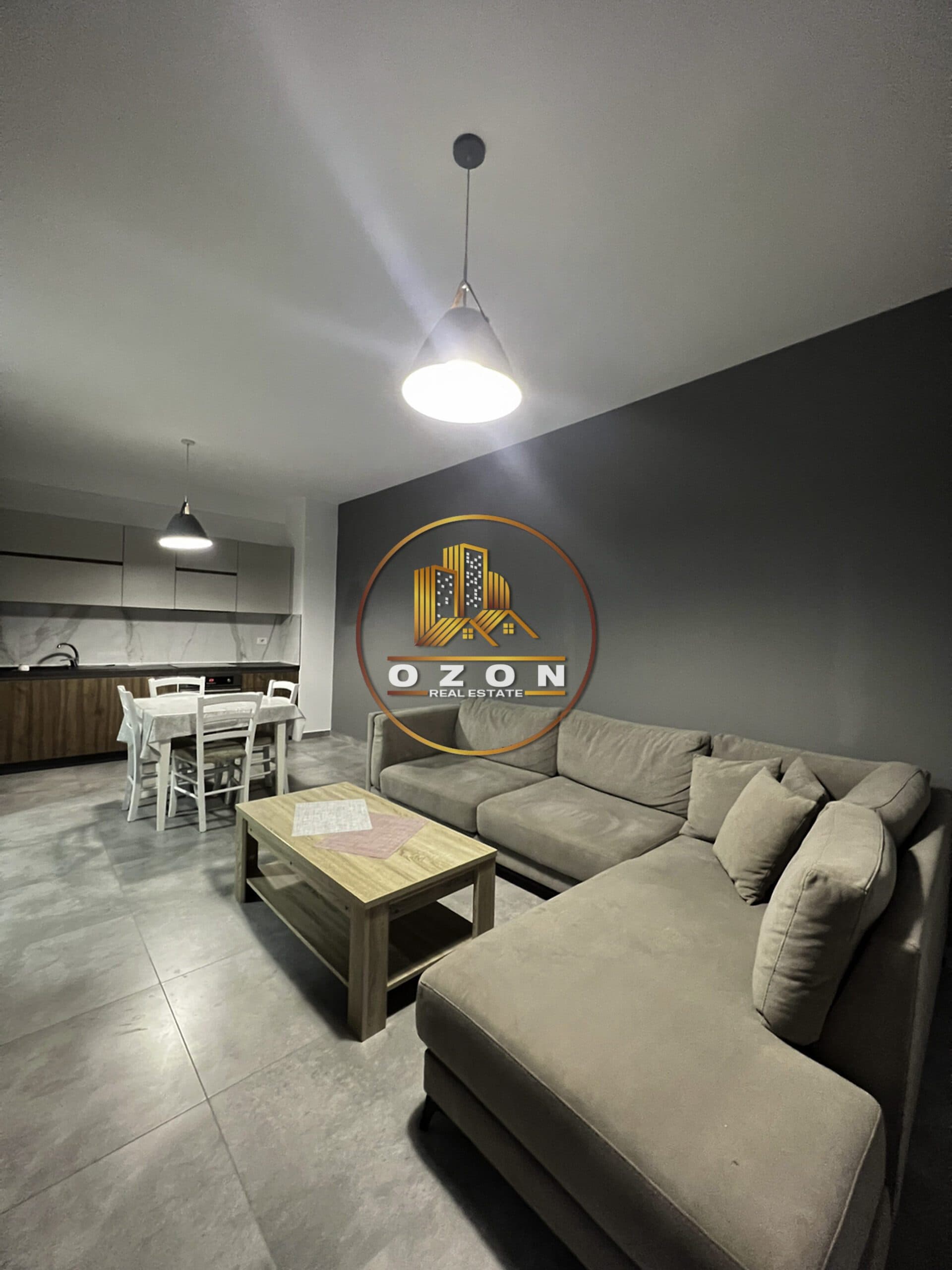 Shitet dhe Jepet me Qira Apartament 2+1+2 tek “KOMPLEKSI GREEN CITY”