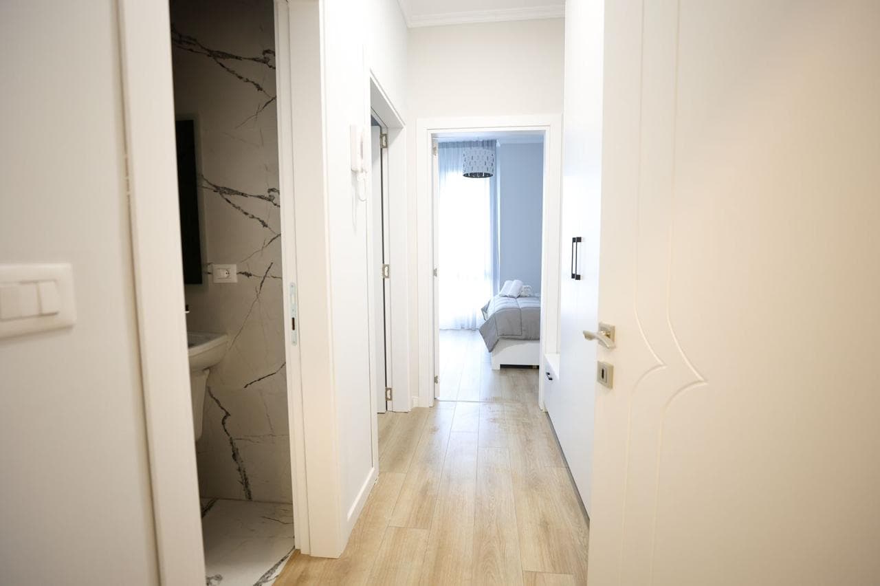 Apartament 1+1 me Garazhd per shitje prane Ambasadave ! 4
