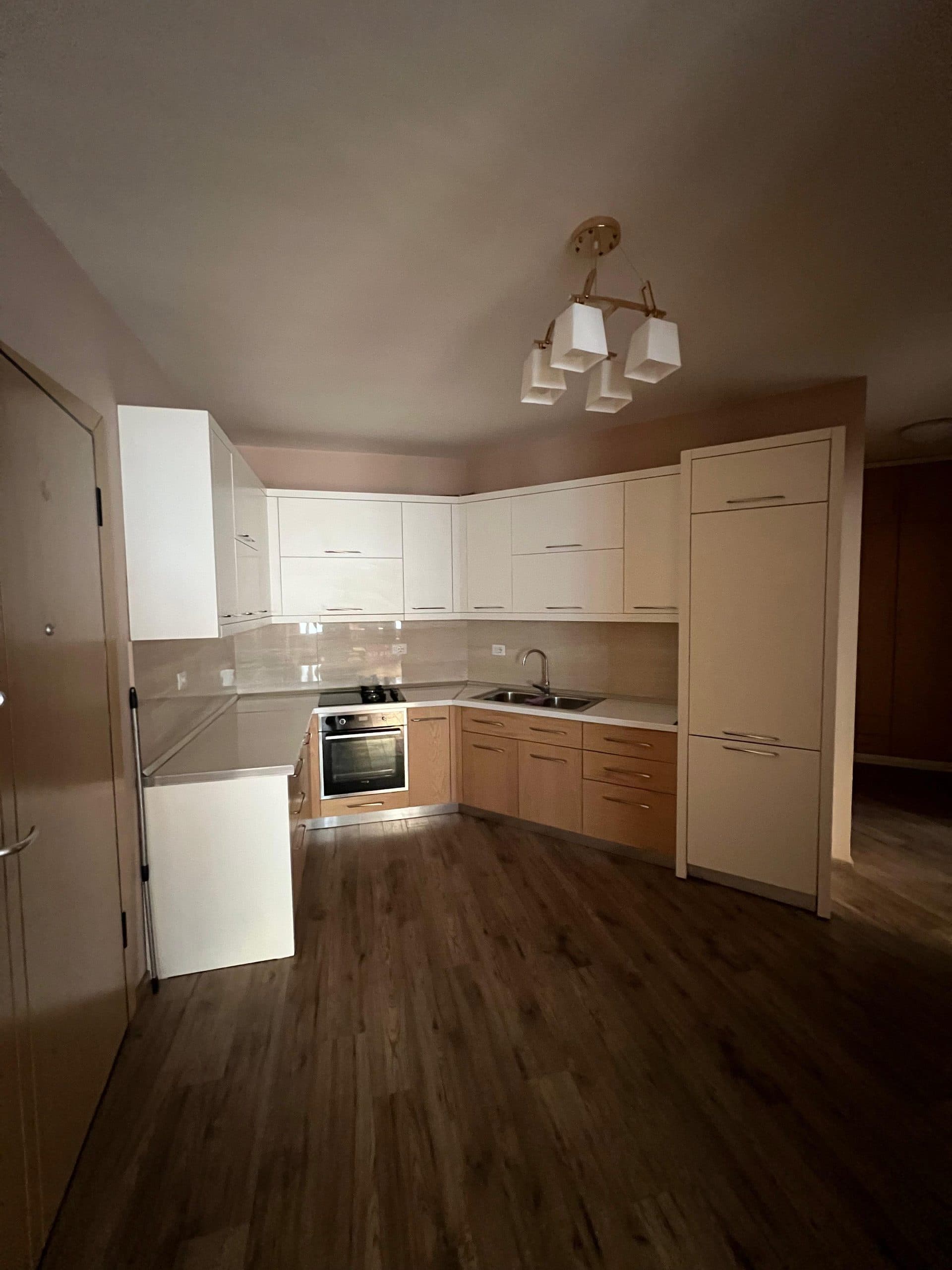 Apartament ne Shitje 2+1 në Astir! 3