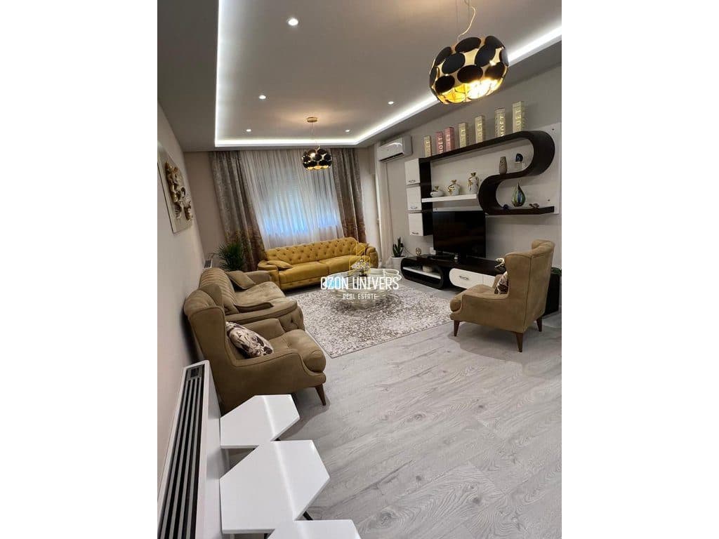 Apartament 2+1+2 me parking, tek Liqeni i Thatë! 2